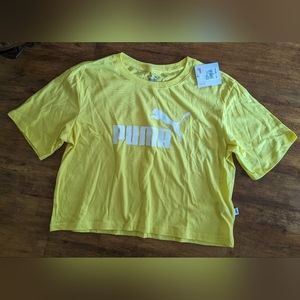 NWT - Puma cropped t-shirt sz. S